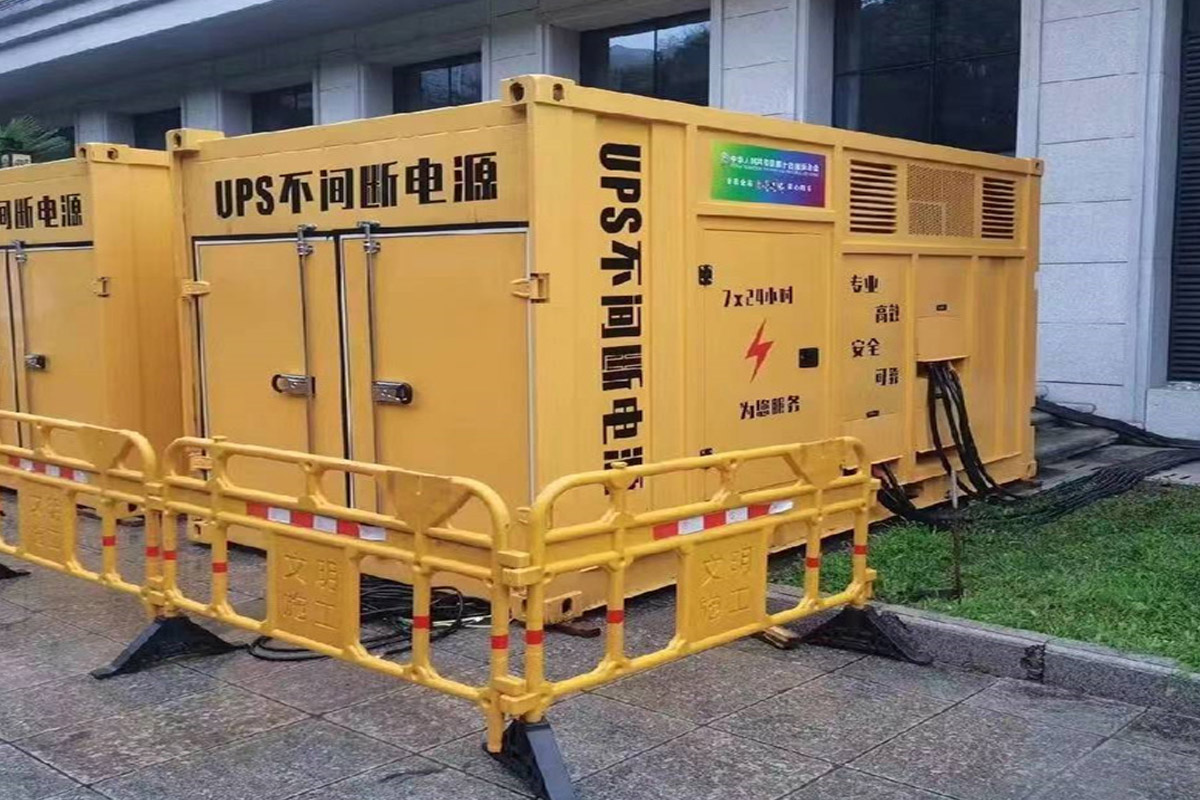 新抚发电机租赁施工现场